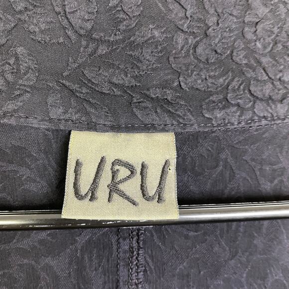 Uru Silk Top Womens Plus Black Floral Jacquard Gem Button Up Boxy Pockets USA - Picture 7 of 9